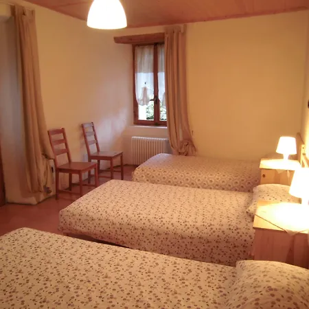 Bed & Breakfast La Casa Antica Pont-Saint-Martin