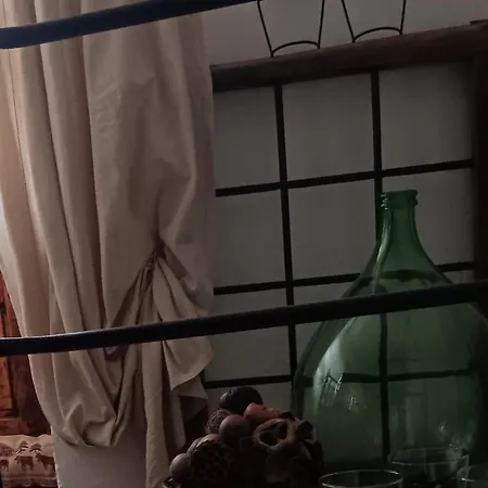 La Casa Antica Bed & Breakfast