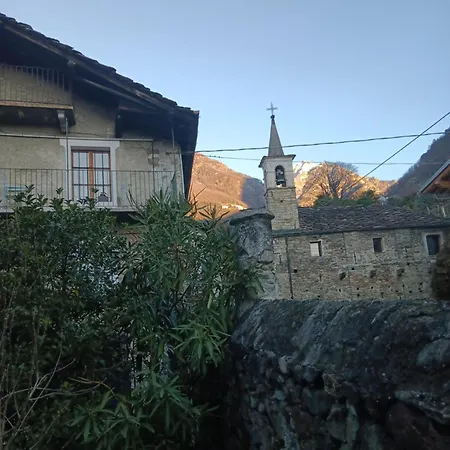 La Casa Antica Bed & Breakfast Pont-Saint-Martin